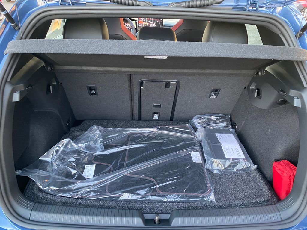 New 2026 Volkswagen GTI SE image 11