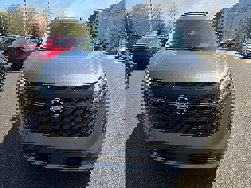 New 2026 Nissan Pathfinder SL image 8