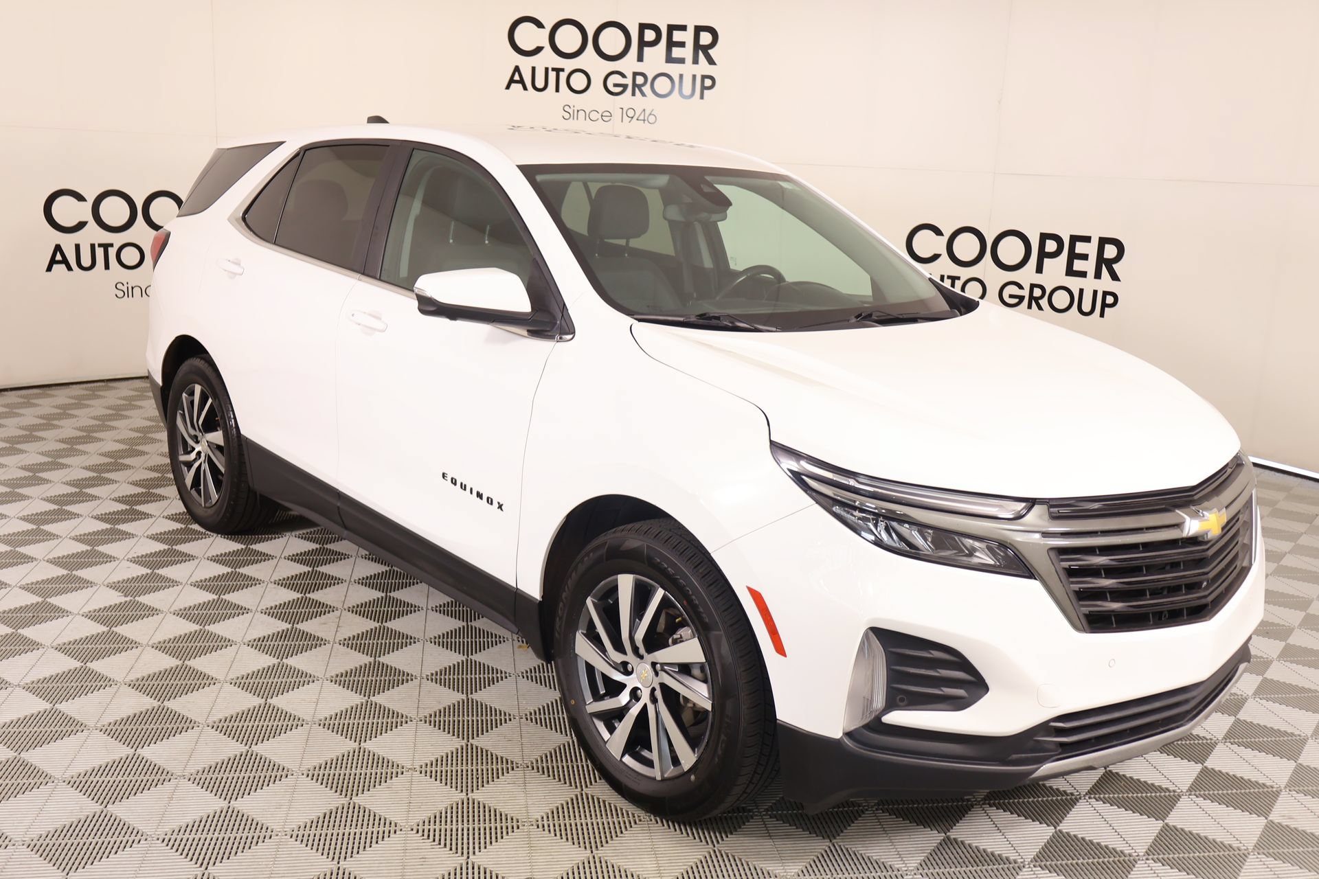 Used 2022 Chevrolet Equinox LT