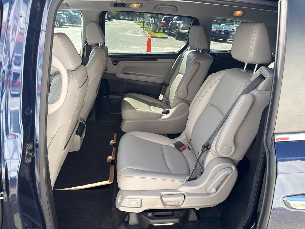 Used 2023 Honda Odyssey Touring image 11