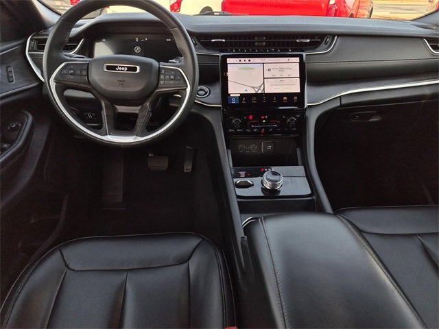 Used 2024 Jeep Grand Cherokee Limited image 27