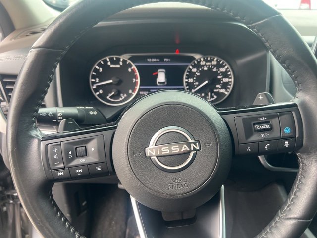 Used 2023 Nissan Rogue SV w/ SV Premium Package image 13