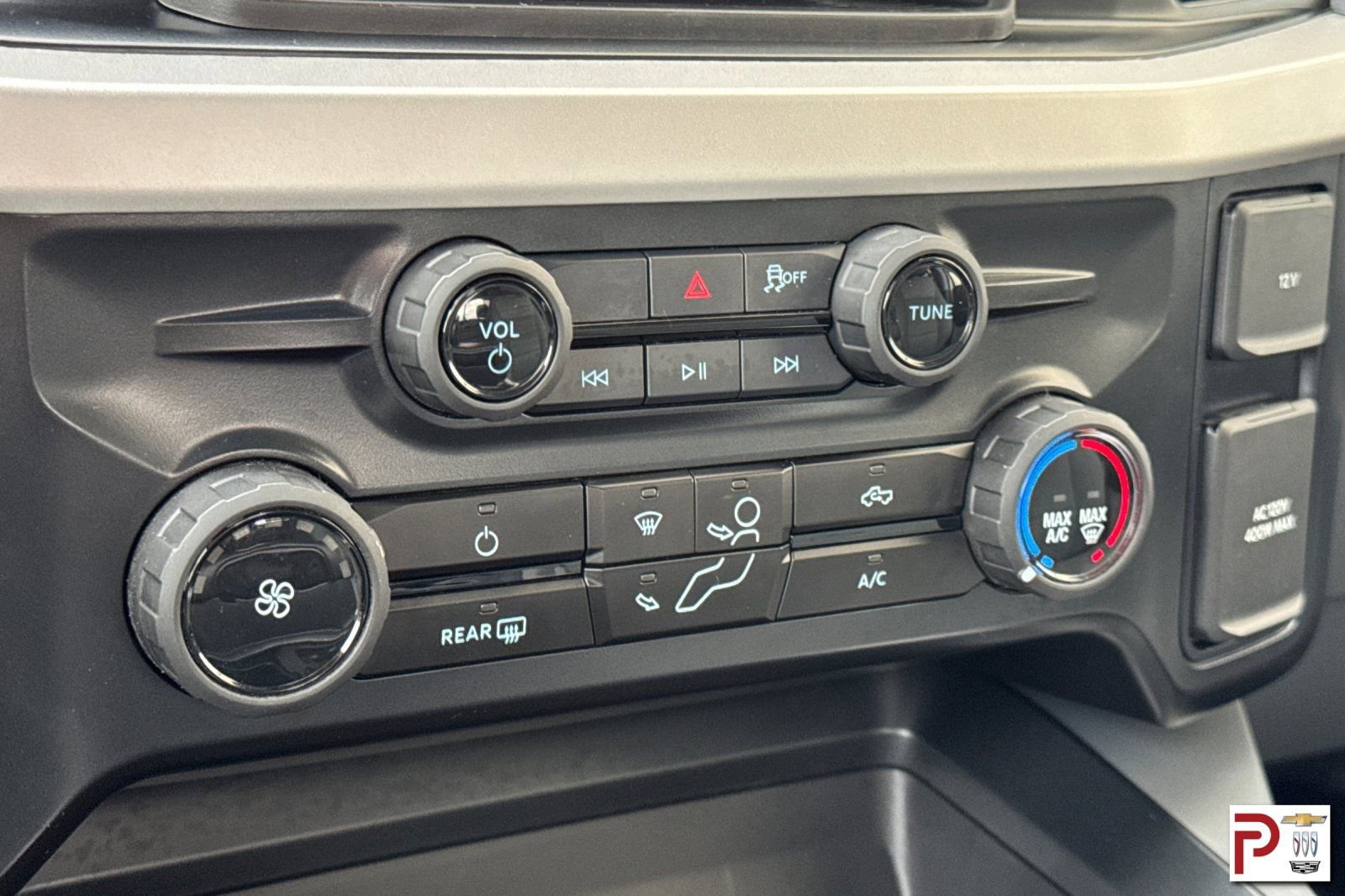 Used 2025 Ford F450 XLT AWD/4WD image 23