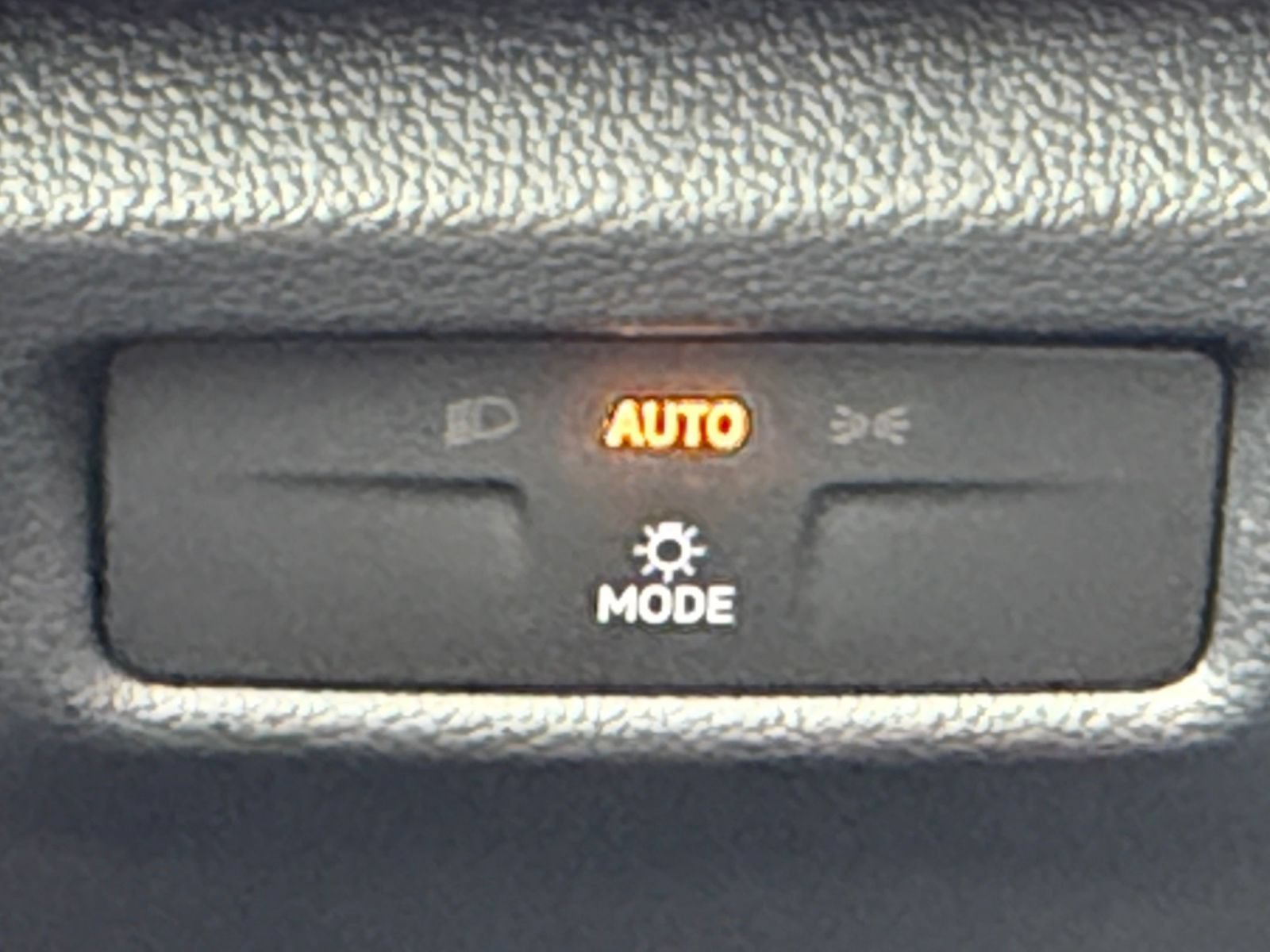 Used 2026 Volkswagen Tiguan SE AWD/4WD image 36
