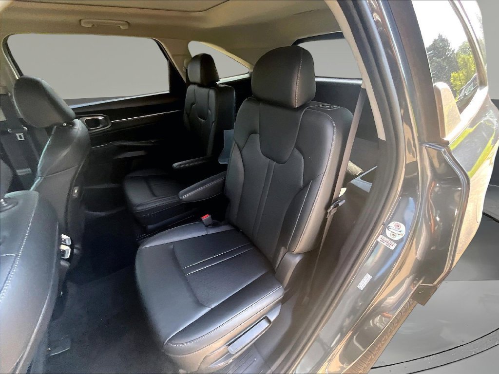 Used 2023 Kia Sorento SX AWD/4WD image 26