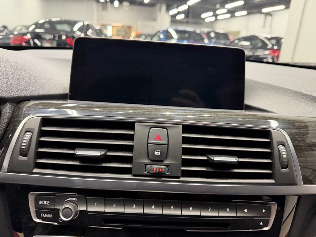 Used 2017 BMW 340i xDrive Sedan AWD/4WD image 42