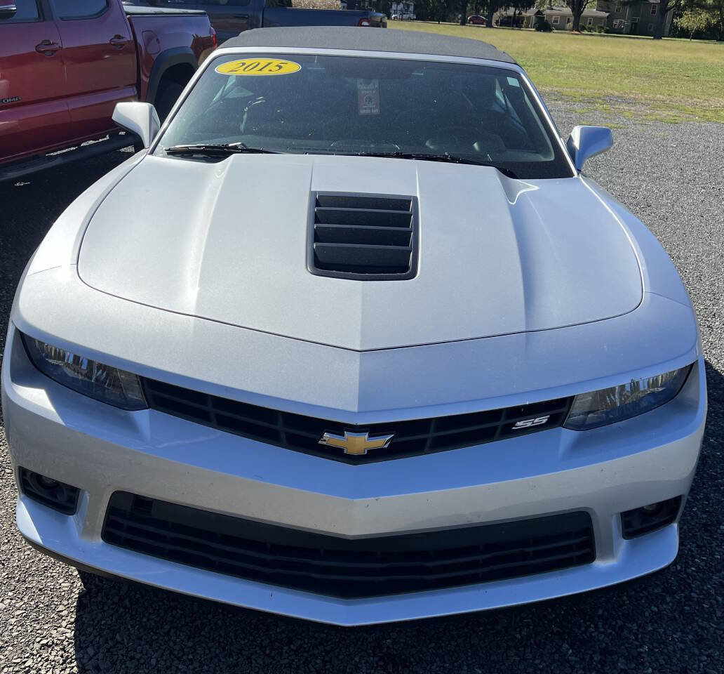 Used 2015 Chevrolet Camaro SS image 2