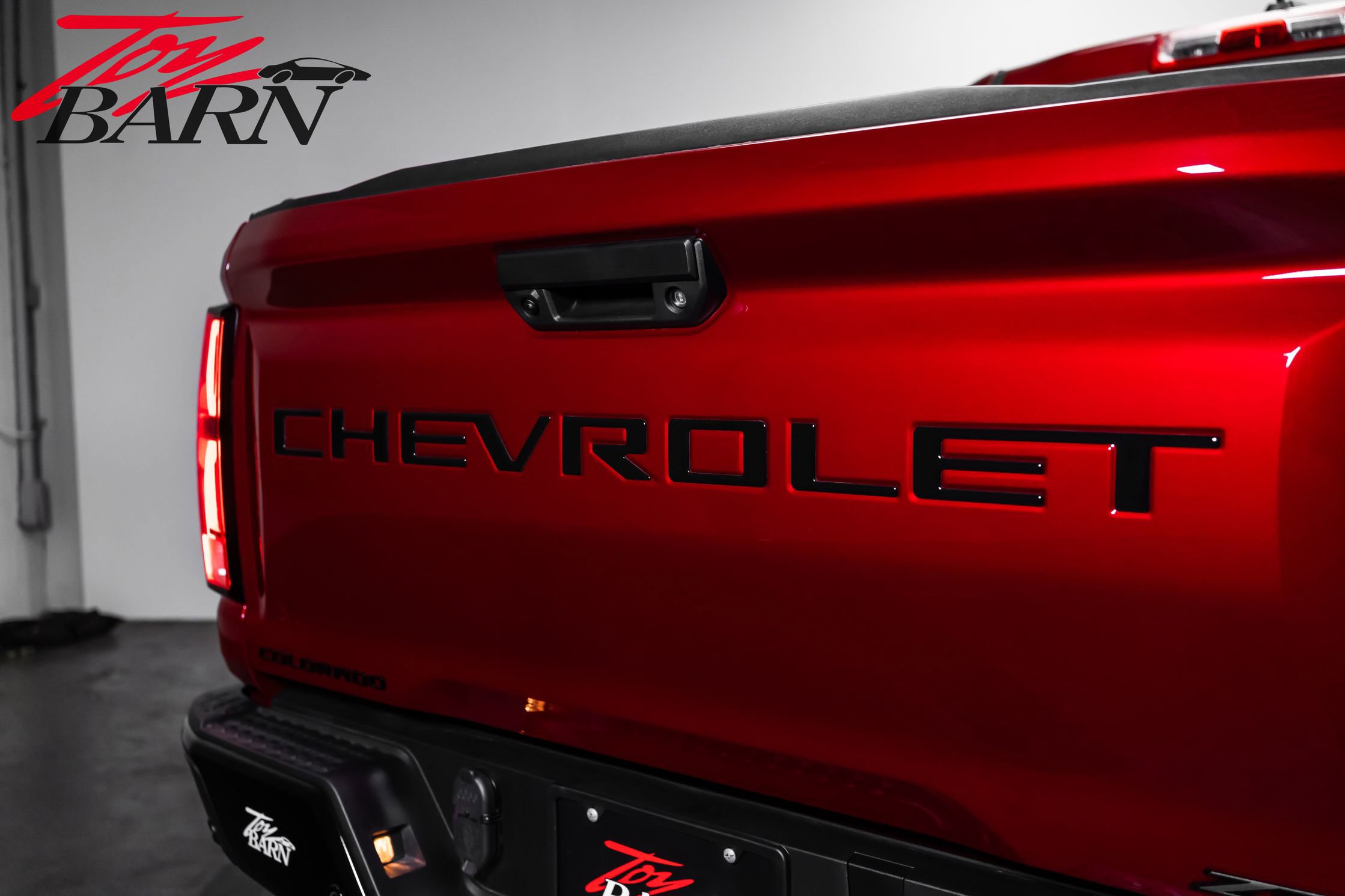 Used 2026 Chevrolet Colorado ZR2 w/ Technology Package AWD/4WD image 14