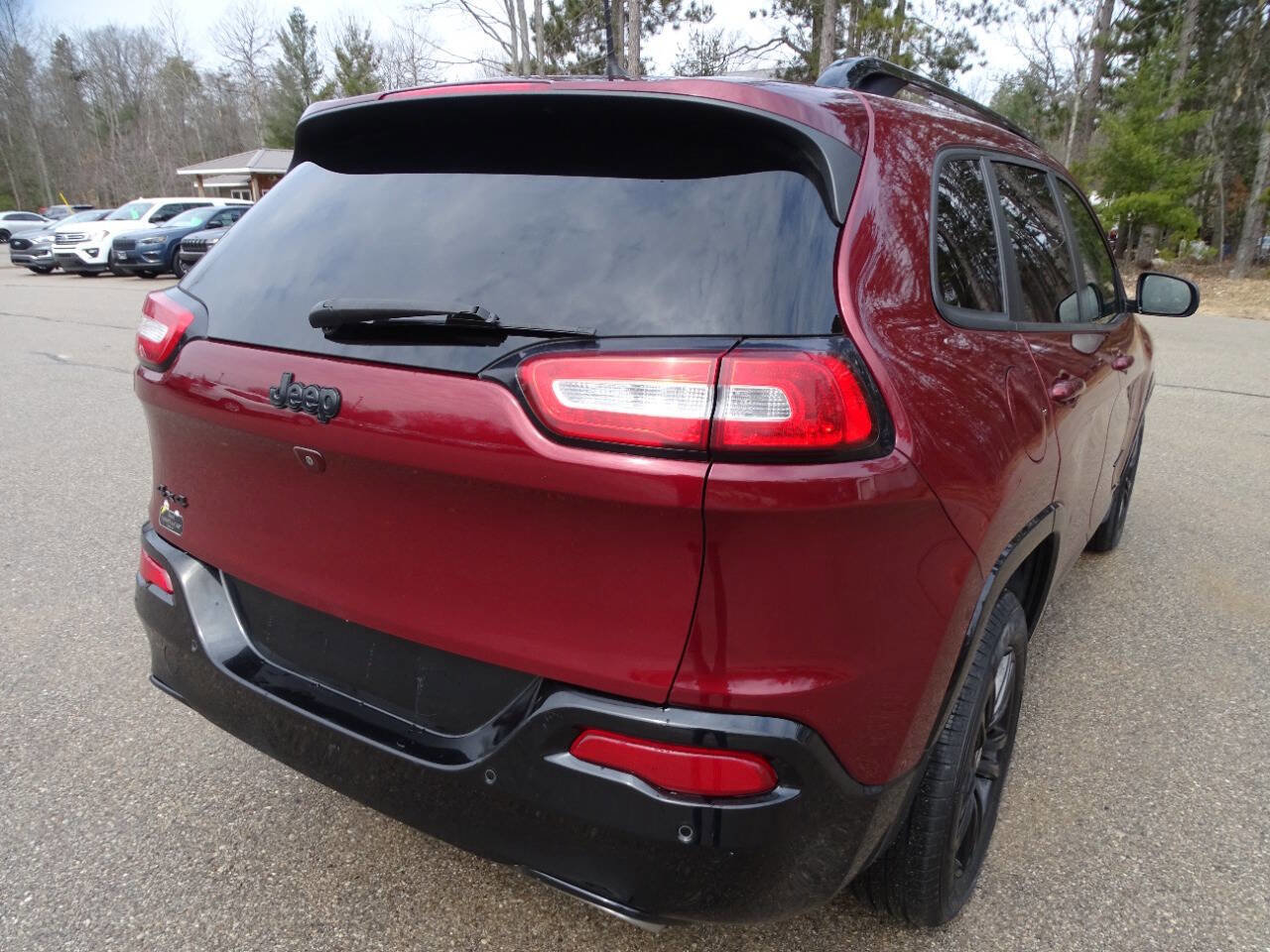 Used 2018 Jeep Cherokee Latitude w/ Quick Order Package 26T image 10