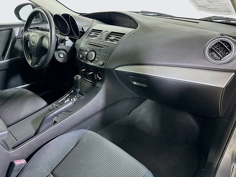 Used 2012 MAZDA MAZDA3 i Sport image 26