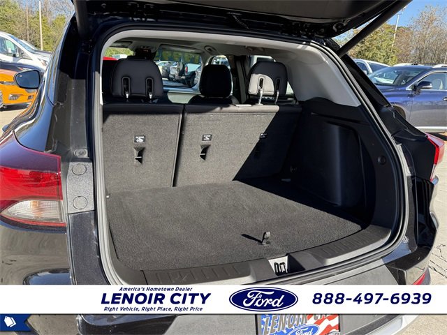 Used 2021 Chevrolet TrailBlazer LT w/ Sun and Liftgate Package image 15