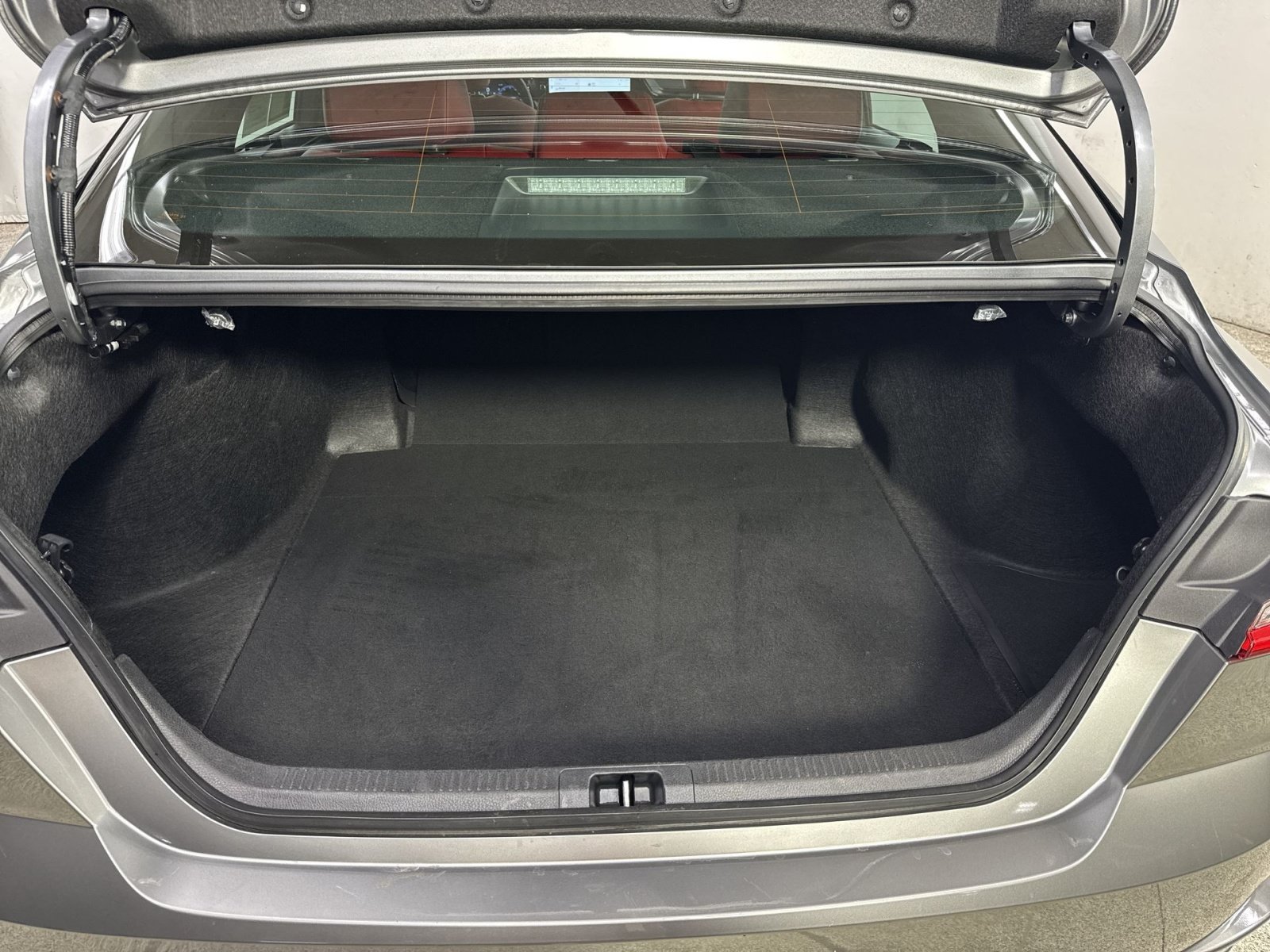 Used 2026 Toyota Camry XSE FWD image 38