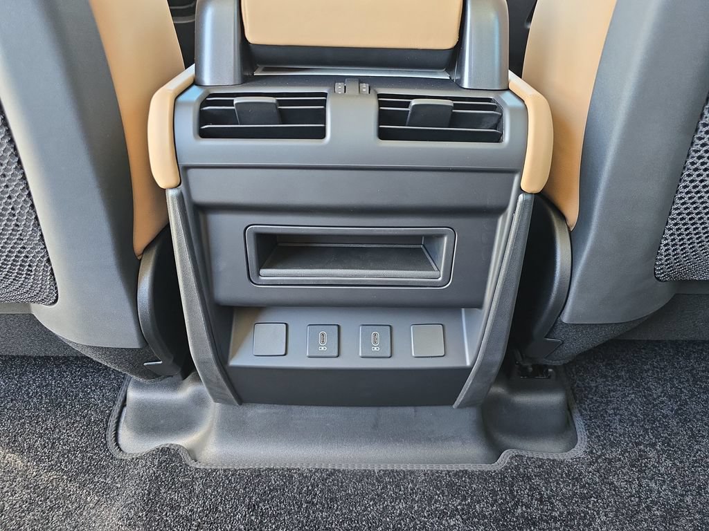 New 2026 Land Rover Defender 110 S AWD/4WD image 13
