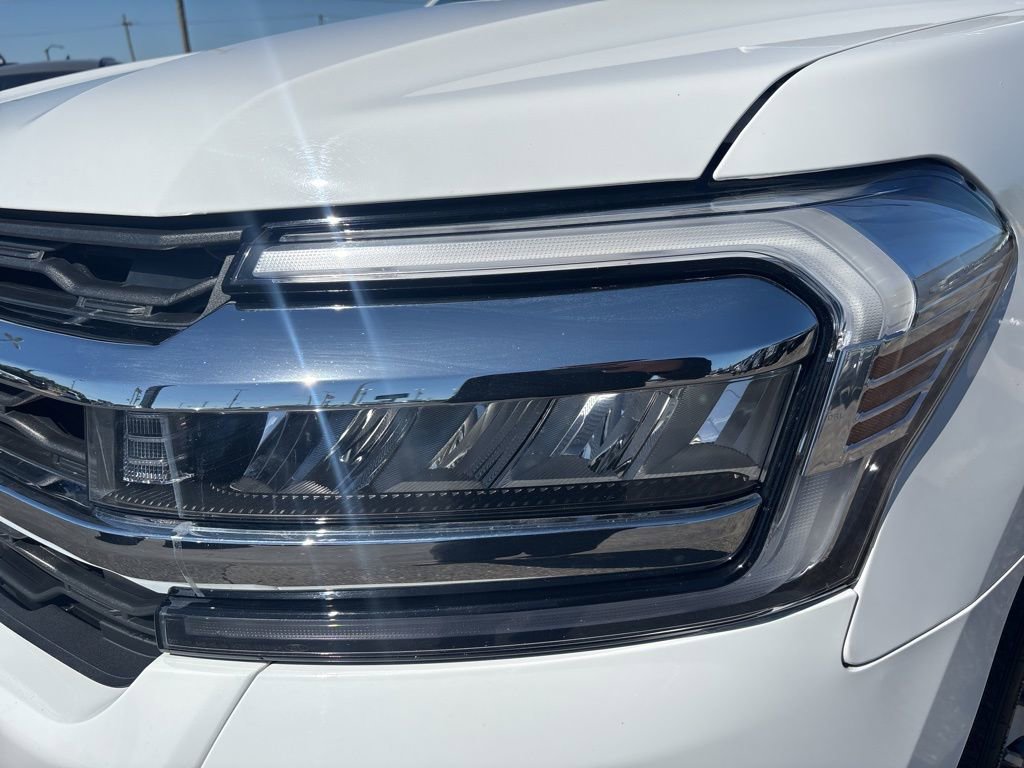Used 2024 Ford Expedition Max Limited AWD/4WD image 5