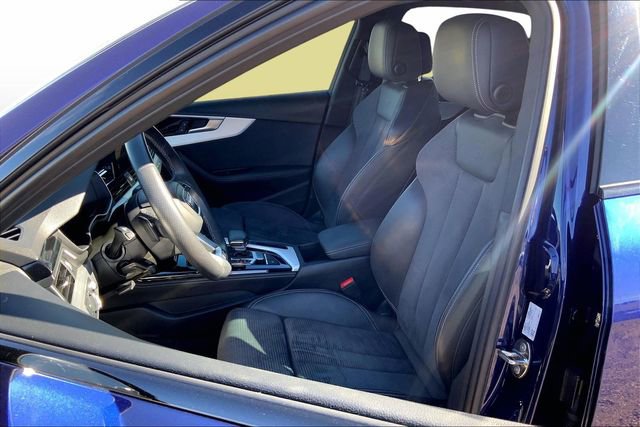 Used 2022 Audi A4 2.0T Prestige w/ Prestige Package image 17