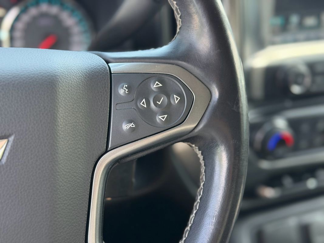 Used 2018 Chevrolet Silverado 1500 LT w/ Texas Edition AWD/4WD image 17