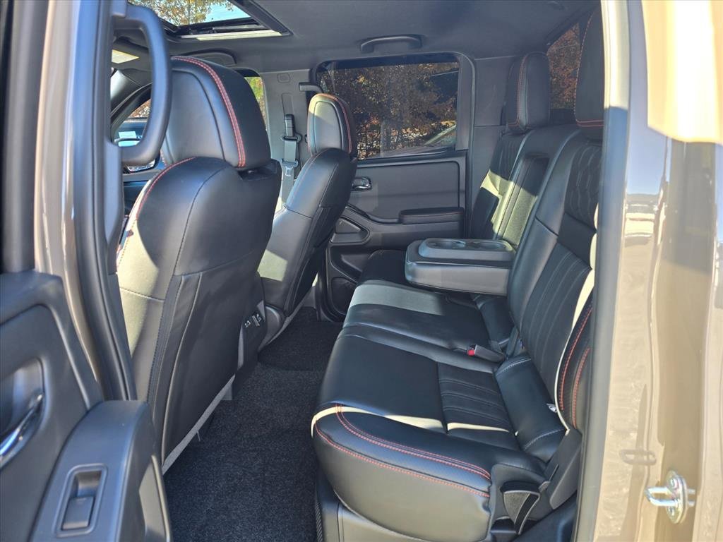 Used 2023 Nissan Frontier PRO-4X w/ Pro-4X Premium Package image 13