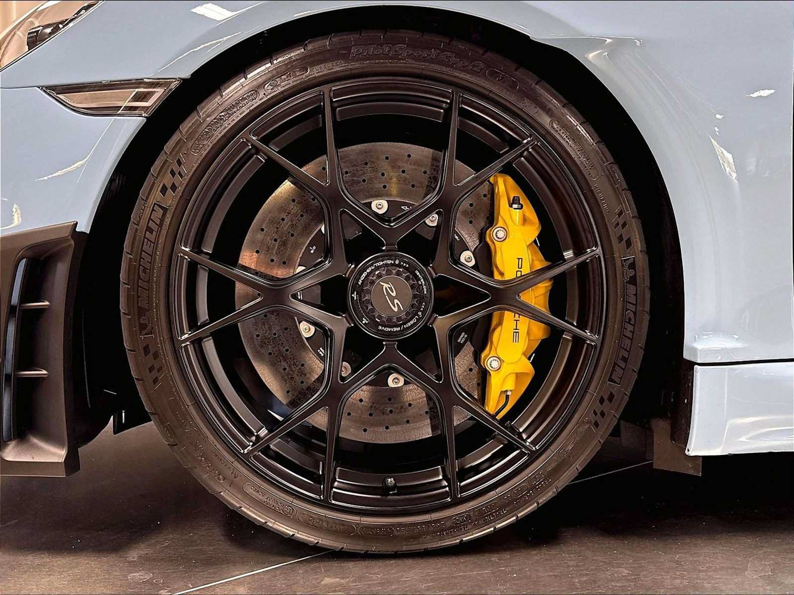 Used 2024 Porsche 718 Cayman GT4 RS RWD image 14