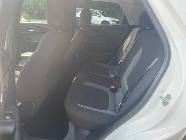 Used 2023 Chevrolet TrailBlazer LT w/ Convenience Package FWD image 18