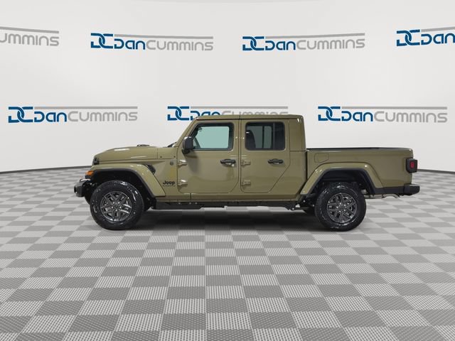 New 2026 Jeep Gladiator Sport AWD/4WD image 5
