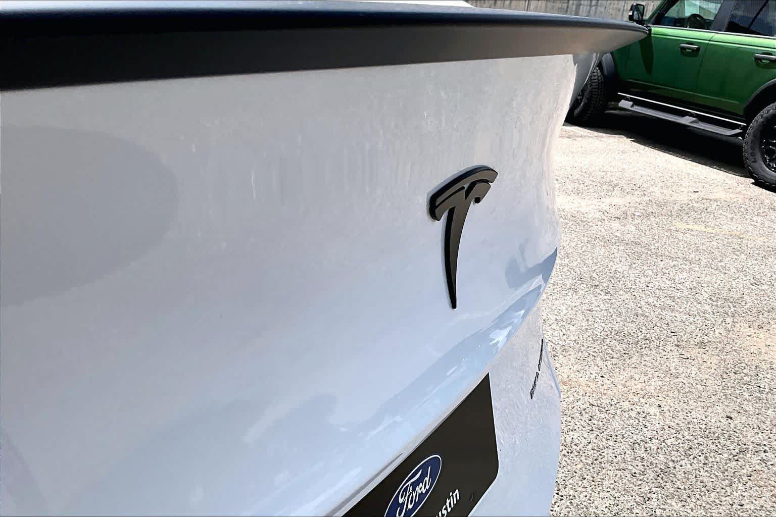 Used 2021 Tesla Model Y Long Range AWD/4WD image 29