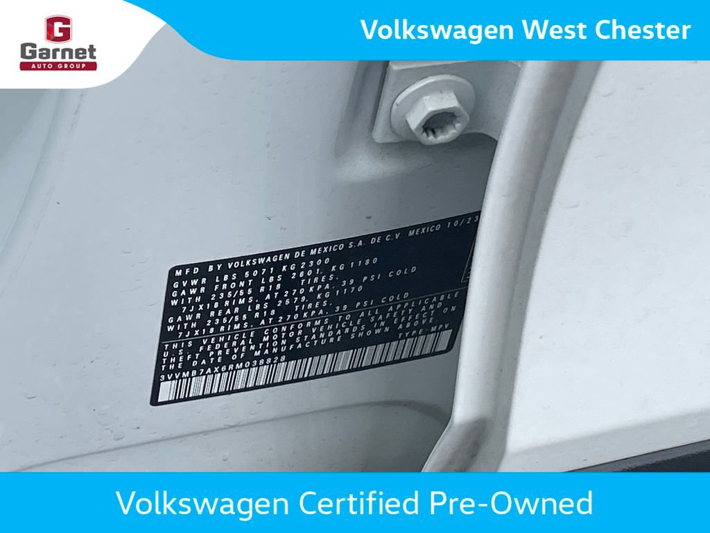 Used 2022 Volkswagen Tiguan SE R-Line AWD/4WD image 4