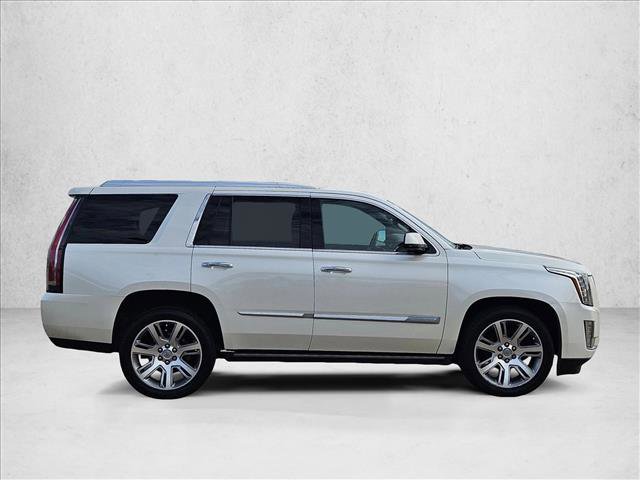 Used 2015 Cadillac Escalade Premium image 4