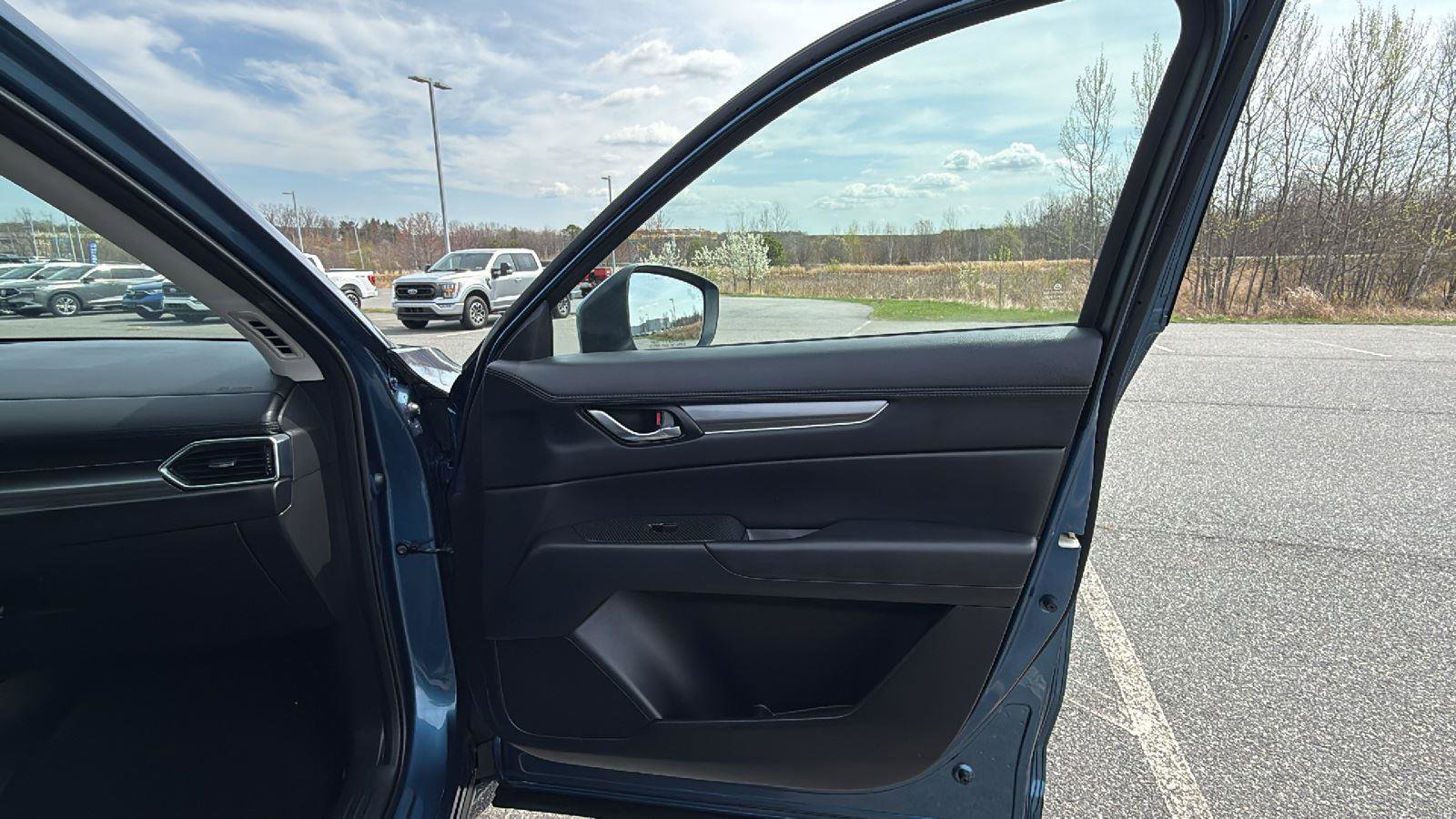 Used 2017 MAZDA CX-5 Touring AWD/4WD image 16