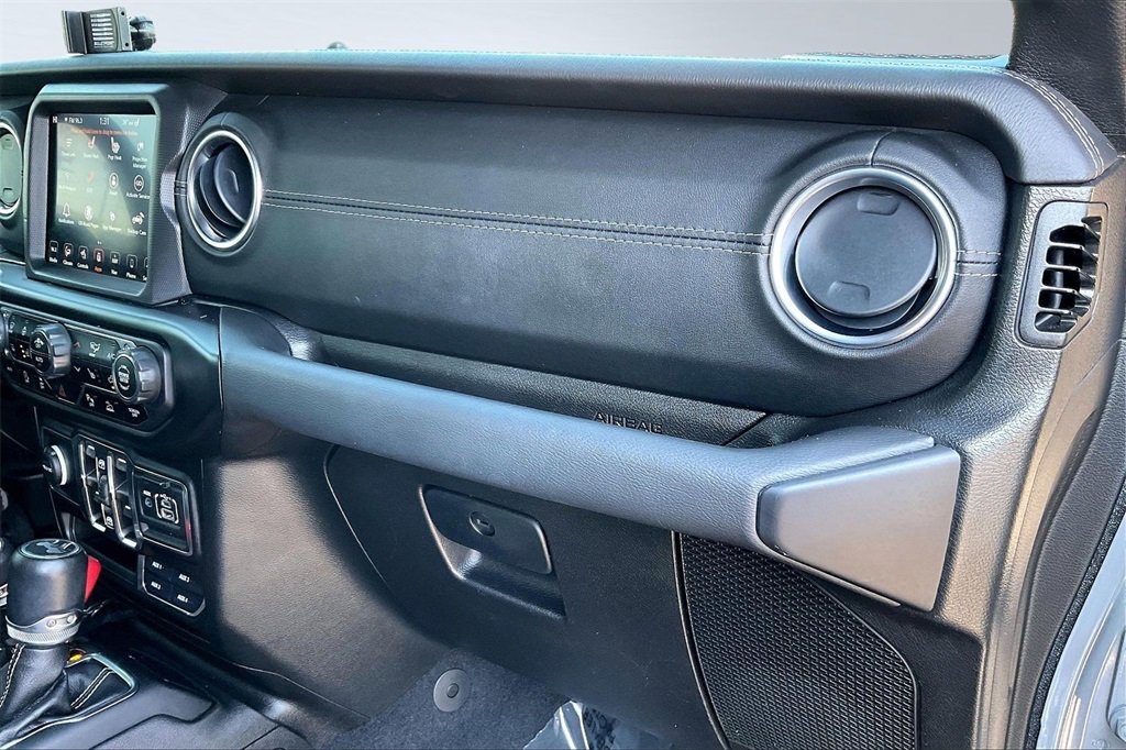 Used 2022 Jeep Wrangler Unlimited Sahara w/ LED Lighting Group image 17