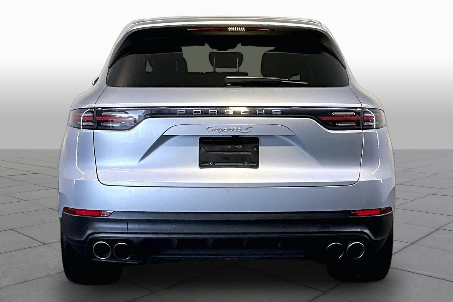 Used 2019 Porsche Cayenne S AWD/4WD image 5