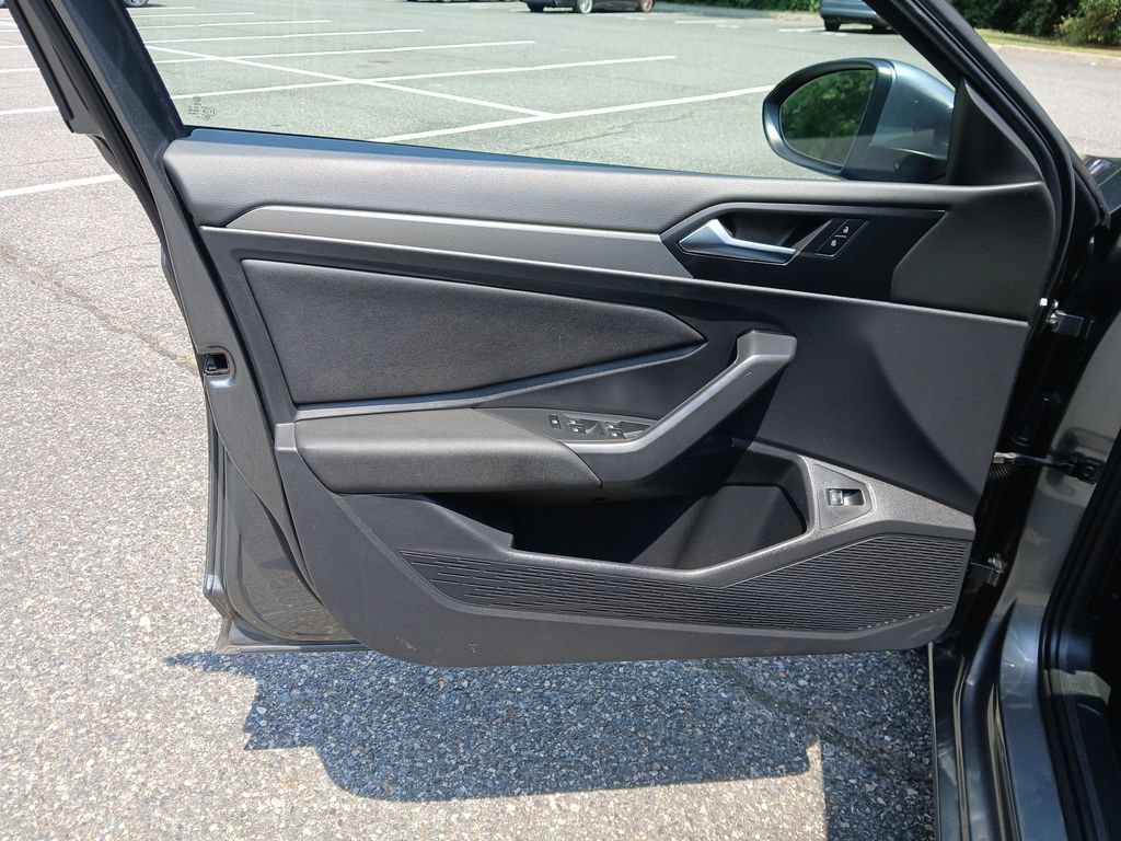 Used 2019 Volkswagen Jetta S w/ Driver Assistance Package FWD image 11