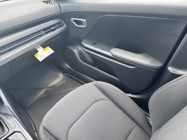New 2026 Kia K4 FWD image 18