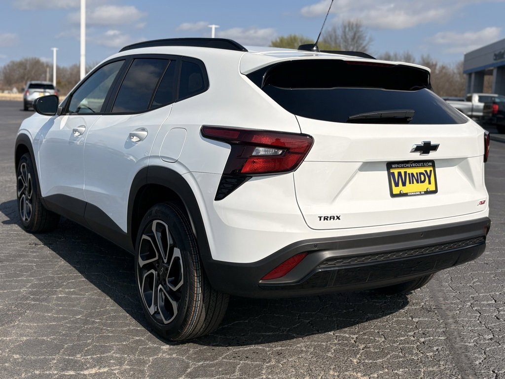 New 2026 Chevrolet Trax RS image 7