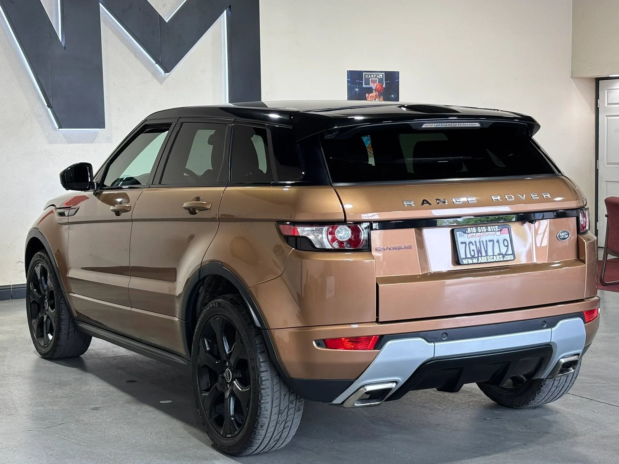 Used 2014 Land Rover Range Rover Evoque Dynamic image 8