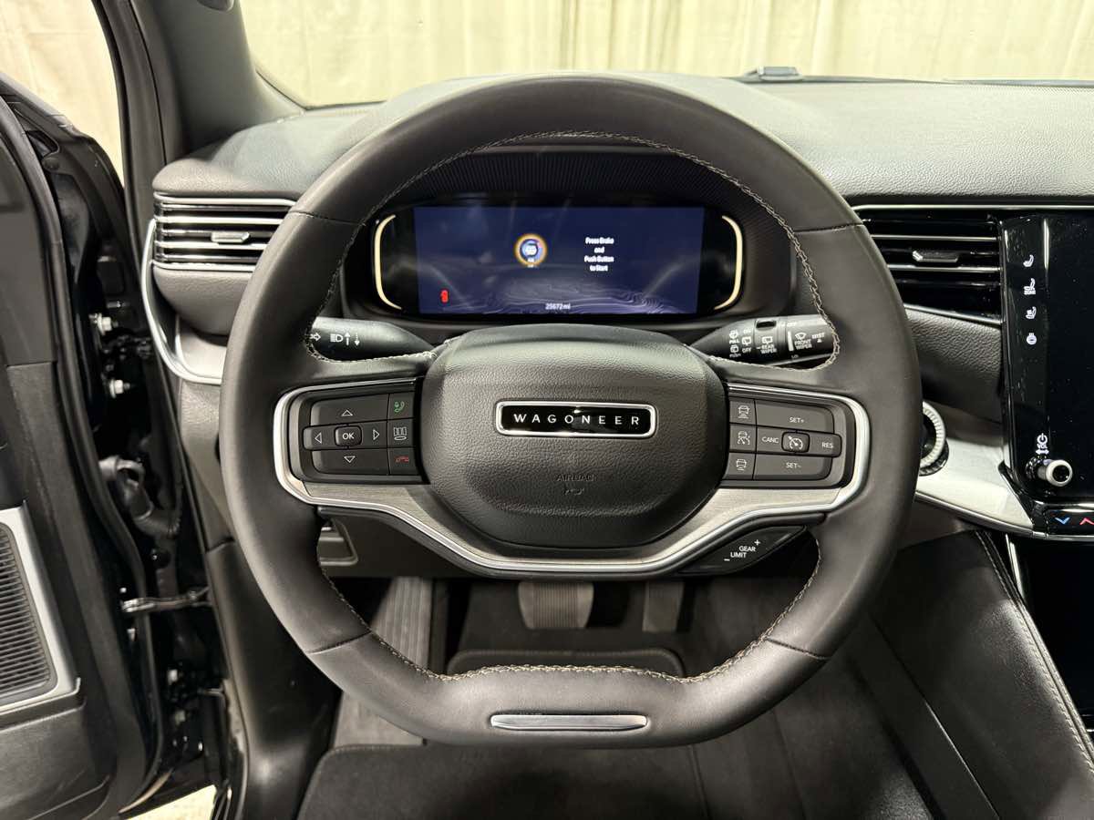Used 2024 Jeep Wagoneer Series II w/ Convenience Group I image 12