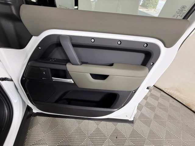 New 2026 Land Rover Defender 110 S AWD/4WD image 41