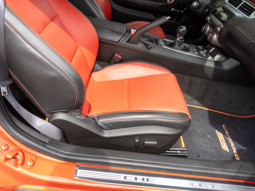 Used 2012 Chevrolet Camaro SS w/ RS Package RWD image 10