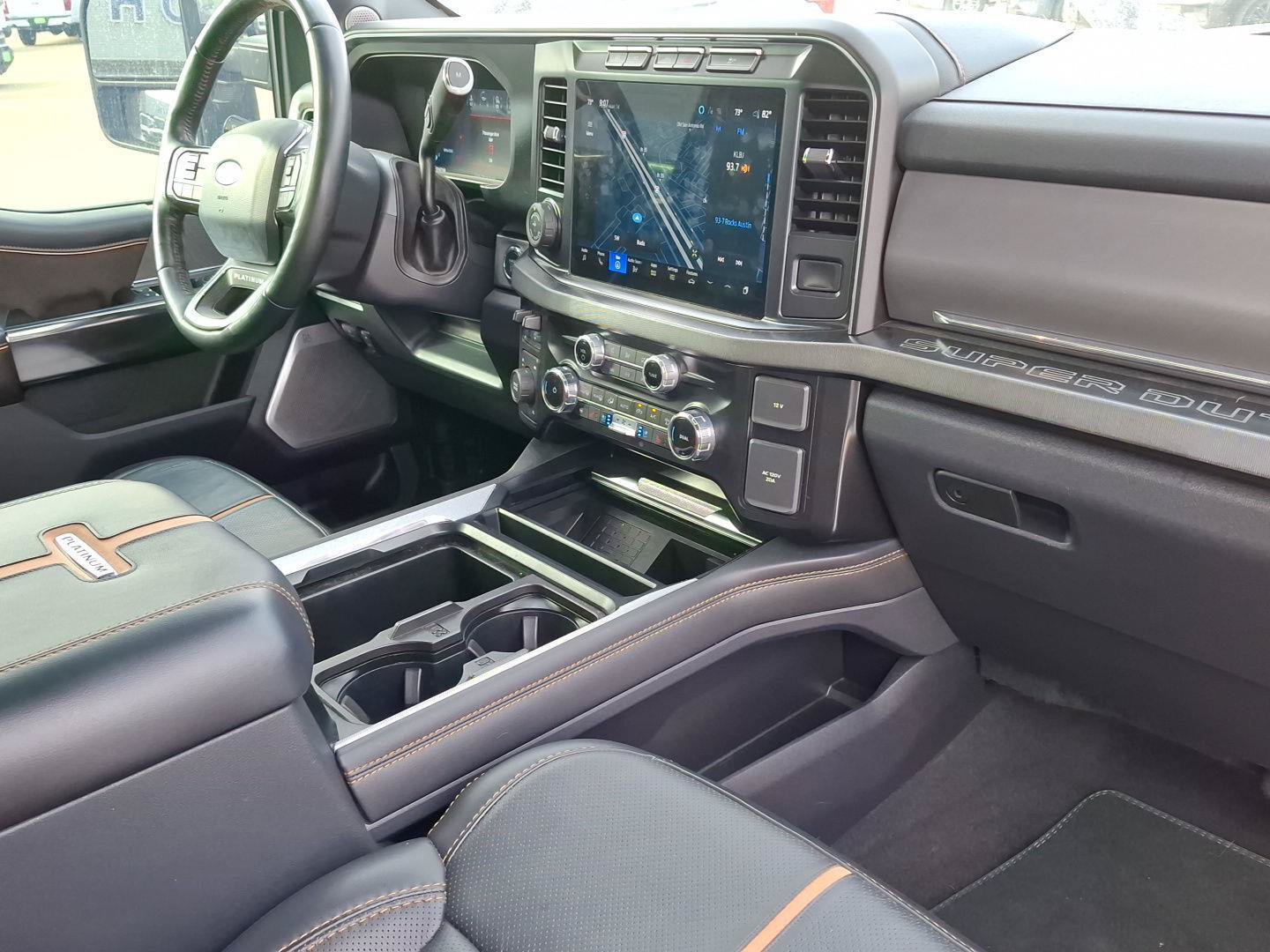 Used 2024 Ford F350 Platinum w/ Camper Package AWD/4WD image 33