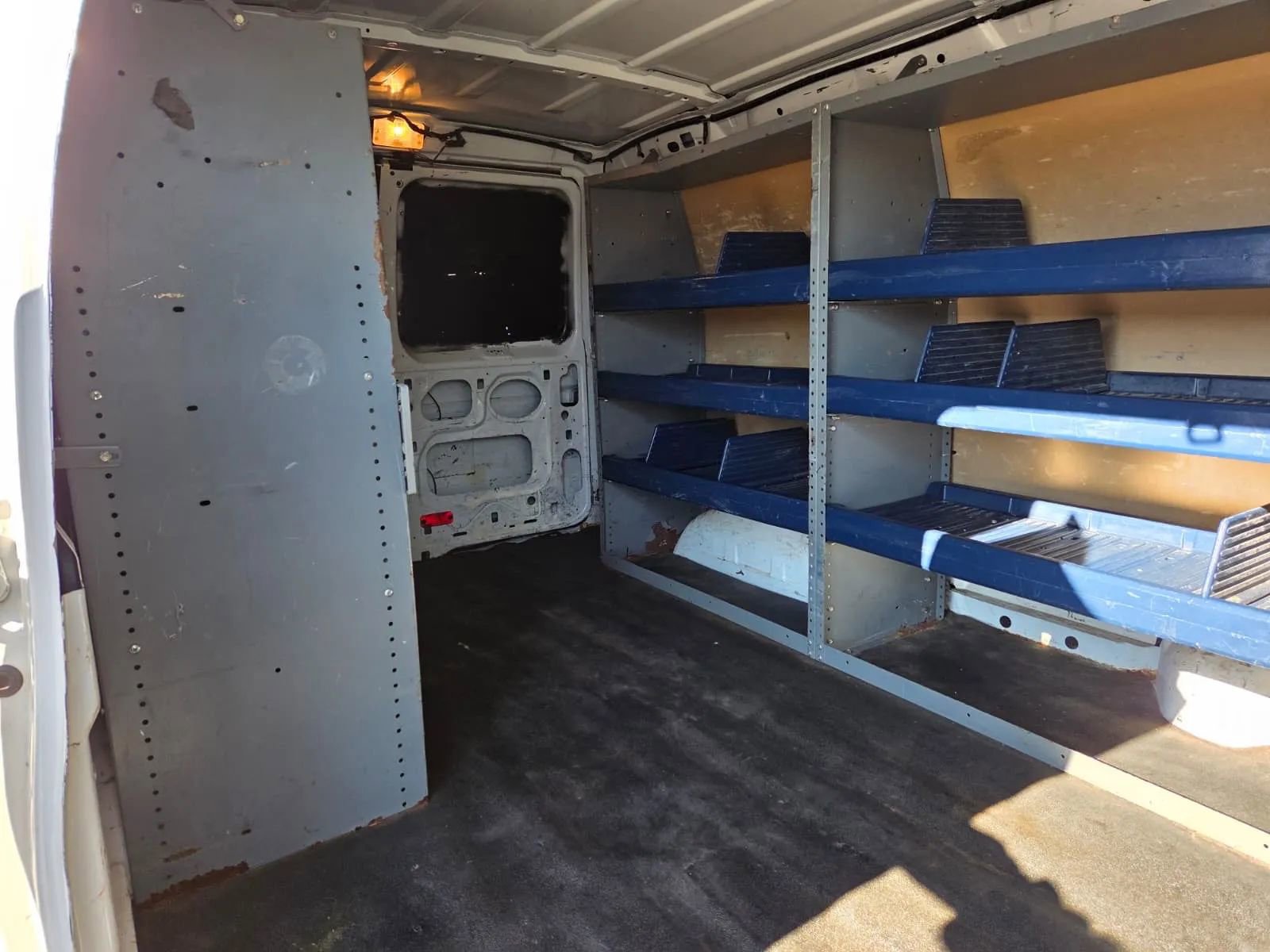 Used 2011 Ford E-150 and Econoline 150 w/ Commercial Cargo Van Pkg RWD image 10