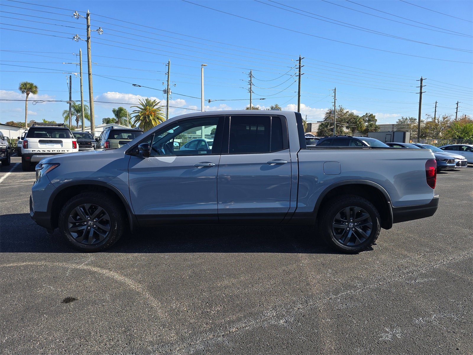 Certified 2023 Honda Ridgeline Sport image 6
