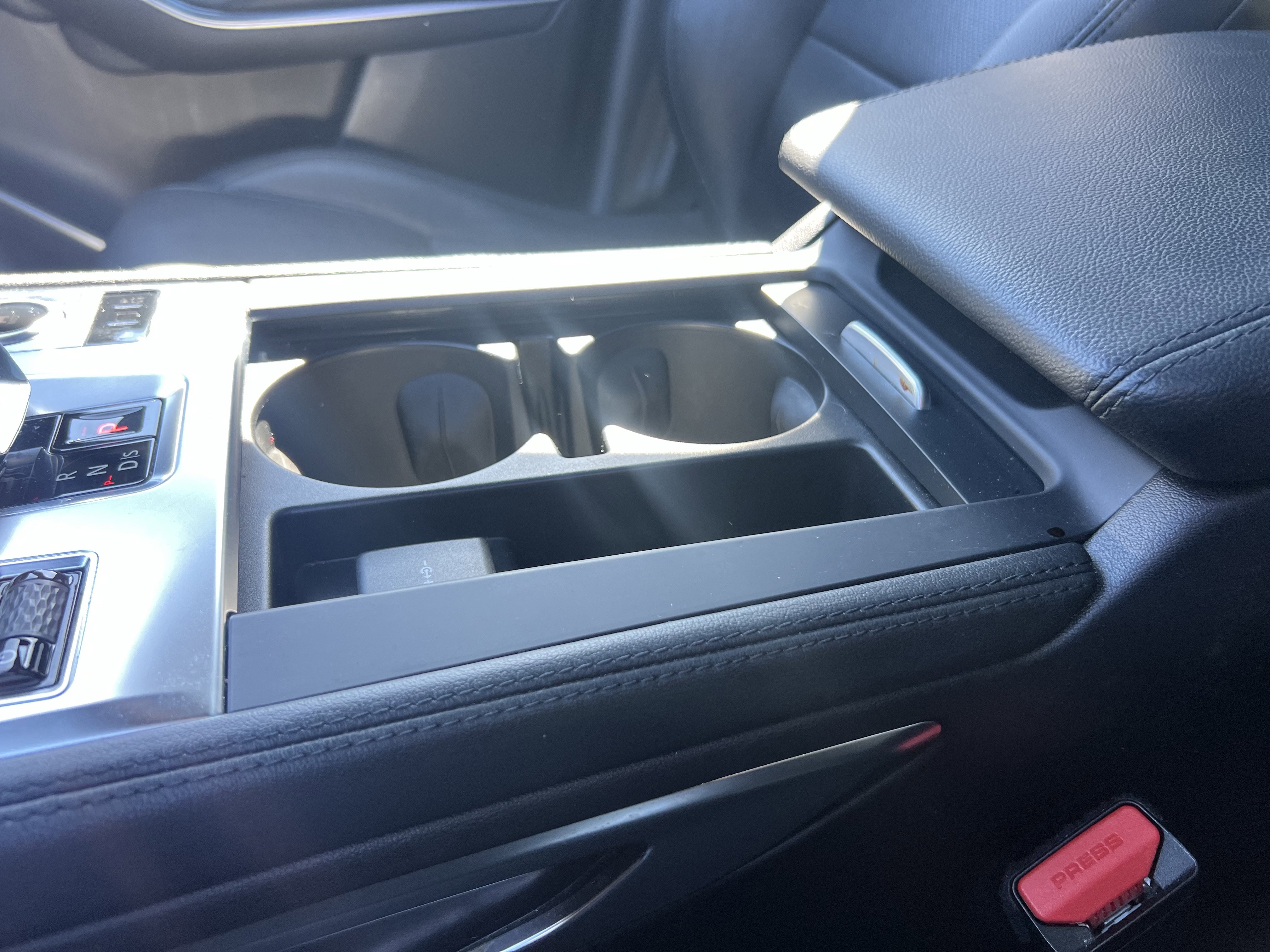 Certified 2023 Jaguar F-PACE S image 27