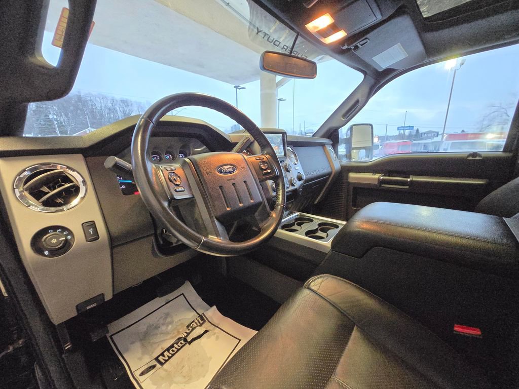 Used 2016 Ford F250 Lariat w/ Lariat Ultimate Package image 8