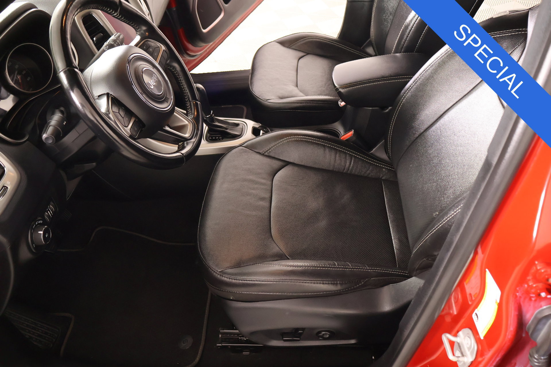 Used 2021 Jeep Compass Latitude FWD image 12