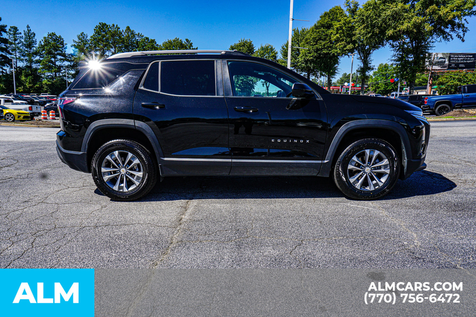 Used 2025 Chevrolet Equinox LT w/ Convenience Package II FWD image 10