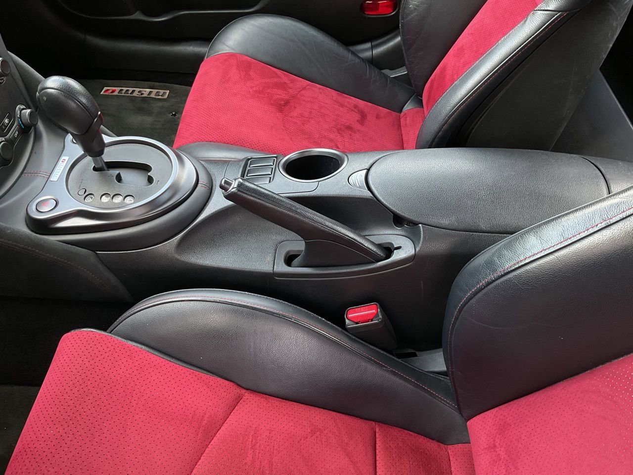 Used 2016 Nissan 370Z NISMO image 35