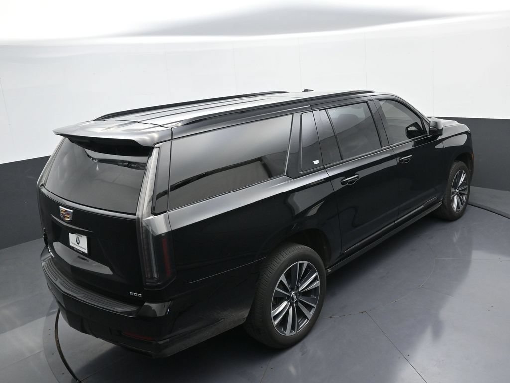 Used 2025 Cadillac Escalade ESV Sport w/ Touring Package AWD/4WD image 36