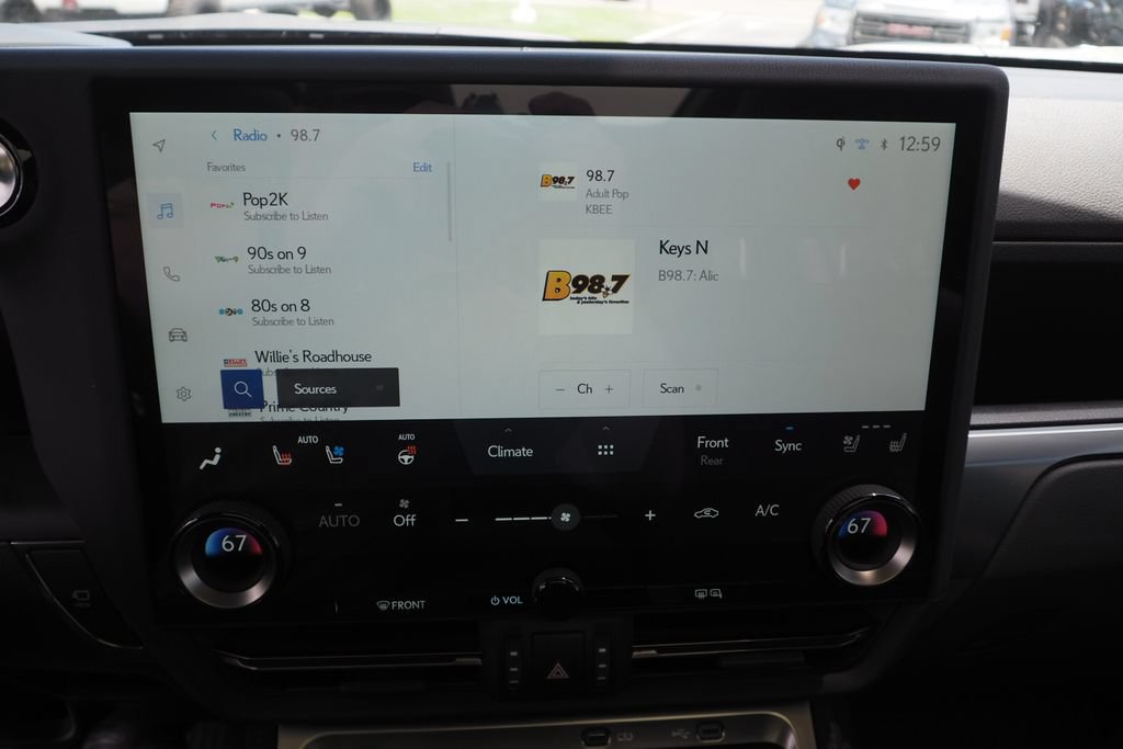 Used 2025 Lexus GX 550 w/ Accessory Package (31) AWD/4WD image 29