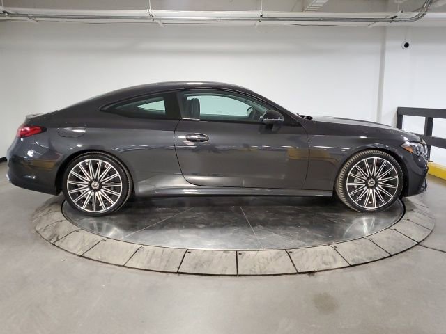 Used 2025 Mercedes-Benz CLE 450 4MATIC Coupe image 9