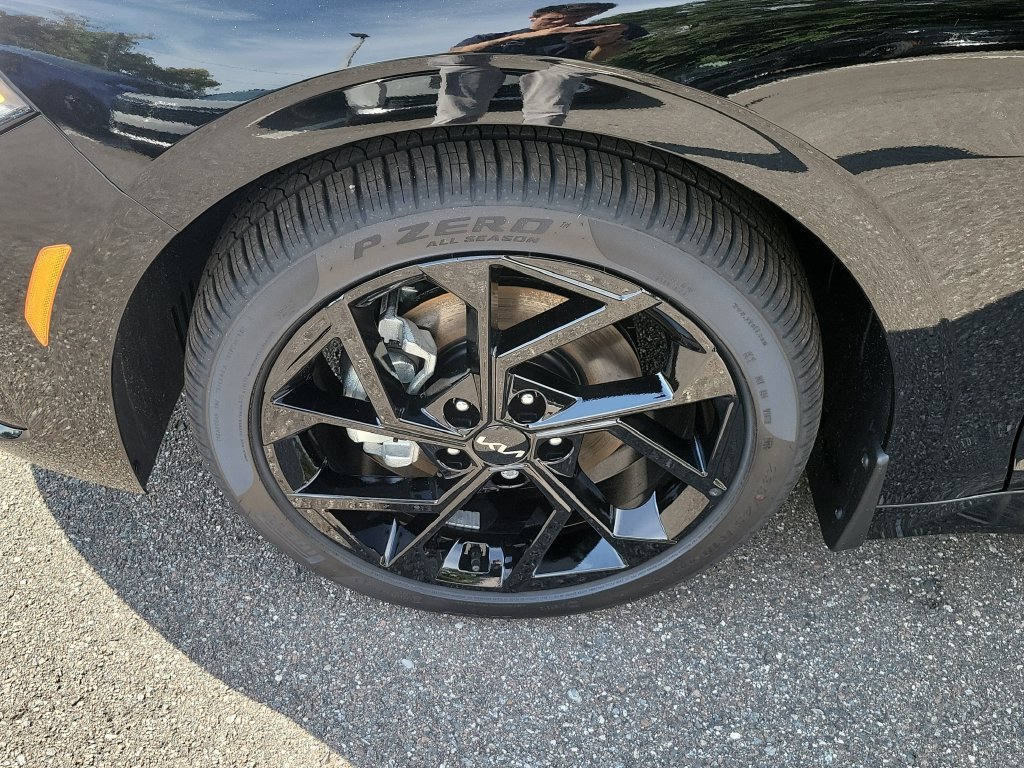 New 2027 Kia K5 GT-Line image 36