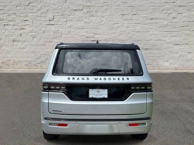 Used 2022 Jeep Grand Wagoneer Series II AWD/4WD image 4